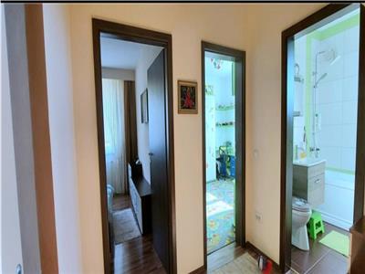 apartament 3 camere,parcare,boxa,Sibiu, comision 0